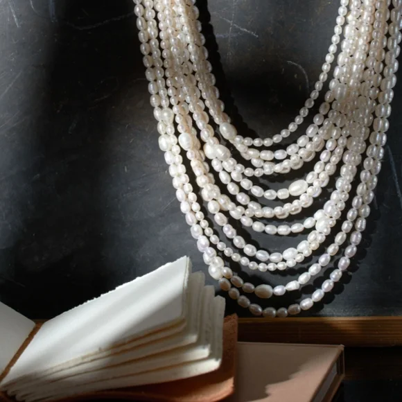 Bridal cultured freshwater pearls necklaces